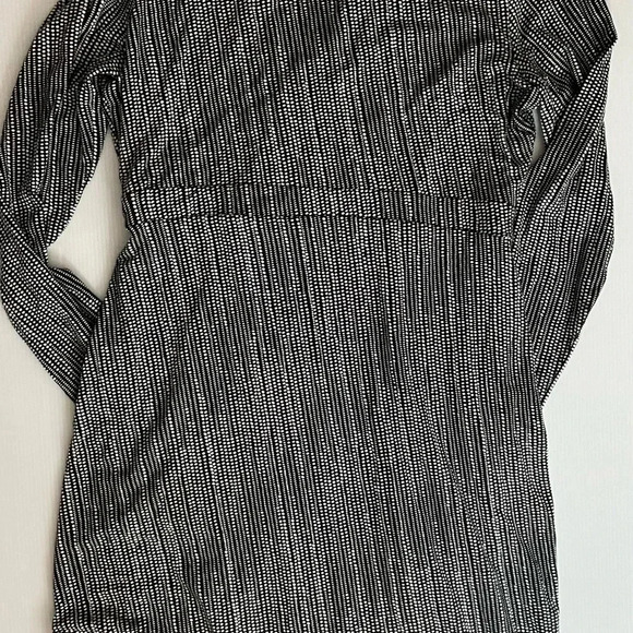 3 FOR $15 Athleta Wrap It Up Dress V-neck Long Sleeve Soft Black White Si… - Picture 7 of 11